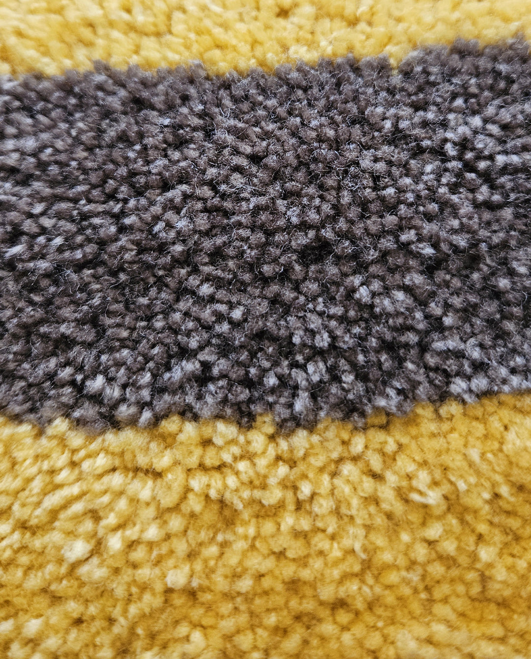 Betuft | Slang | Medium